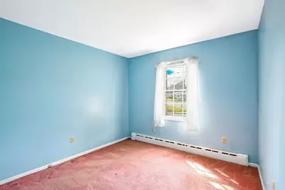 66 Seymour St, New Bedford, MA 02744 - Photo 12
