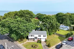 66 Seymour St, New Bedford, MA 02744 - Photo 2