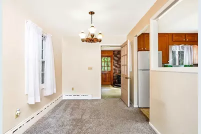 66 Seymour St, New Bedford, MA 02744 - Photo 6