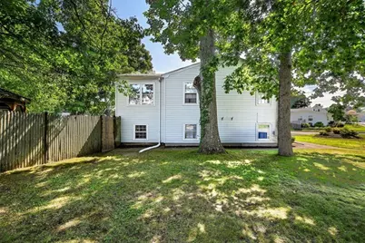 66 Seymour St, New Bedford, MA 02744 - Photo 18