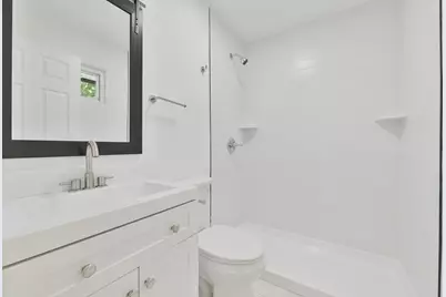 46 Clark St, Malden, MA 02148 - Photo 22