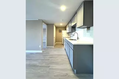 31 Western Ave #19, Gloucester, MA 01930 - Photo 2