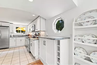 589 South St, Wrentham, MA 02093 - Photo 6