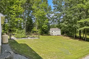 1725 Shirley Rd, Lancaster, MA 01523 - Photo 32