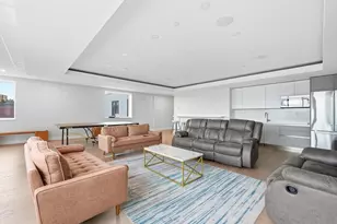 932 Broadway, Chelsea, MA 02150 - Photo 32