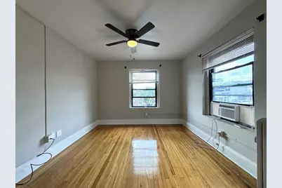 333 Broadway #12, Somerville, MA 02145 - Photo 2