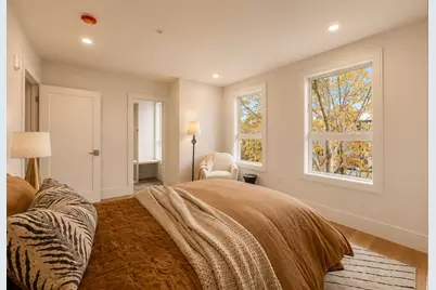 185 E Street #3, Boston, MA 02127 - Photo 32