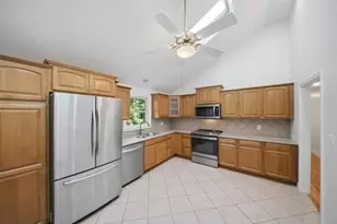 181 Whitcomb Ave, Littleton, MA 01460 - Photo 12