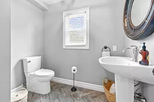 807 N Eastern Ave, Fall River, MA 02720 - Photo 14