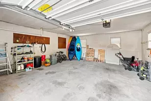 807 N Eastern Ave, Fall River, MA 02720 - Photo 28