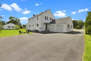 807 N Eastern Ave, Fall River, MA 02720 - Photo 2