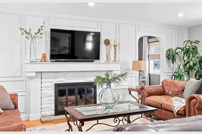 807 N Eastern Ave, Fall River, MA 02720 - Photo 6