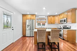 807 N Eastern Ave, Fall River, MA 02720 - Photo 10