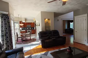 140 Wild Flower Cir, Westfield, MA 01085 - Photo 12