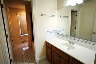 140 Wild Flower Cir, Westfield, MA 01085 - Photo 20