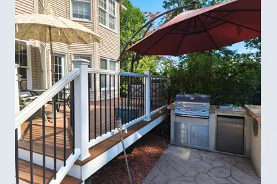 140 Wildflower Cir, Westfield, MA 01085 - Photo 4