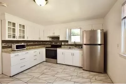 15 Jewett St, Quincy, MA 02169 - Photo 2