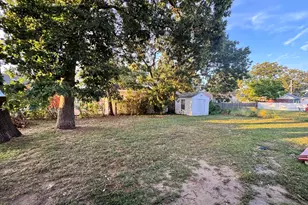14 Detroit St, Springfield, MA 01104 - Photo 10