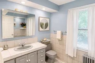 14 Detroit St, Springfield, MA 01104 - Photo 10