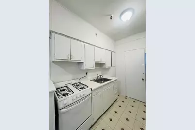 2001 Commonwealth Ave #30, Boston, MA 02135 - Photo 1
