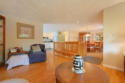 37 Cliftondale, Saugus, MA 01906 - Photo 4