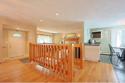 37 Cliftondale, Saugus, MA 01906 - Photo 2