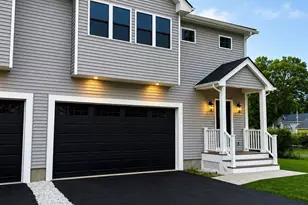 93 Rockland Rd, Auburn, MA 01501 - Photo 2