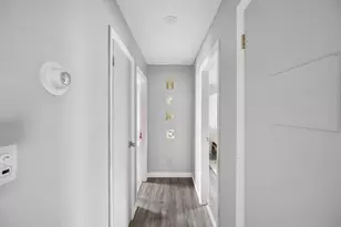 190 Raymond St, Fall River, MA 02723 - Photo 10