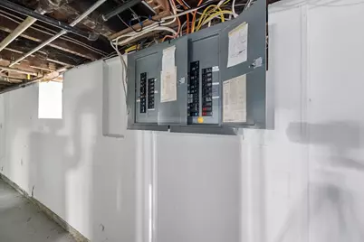 190 Raymond St, Fall River, MA 02723 - Photo 38