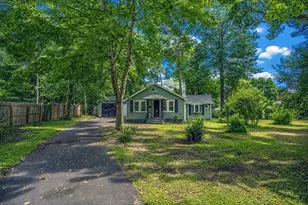 33 Plumtree Rd, Springfield, MA 01118 - Photo 6