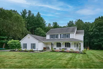 20 Carriage Ln, South Hadley, MA 01075 - Photo 2