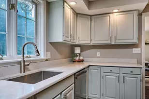 20 Carriage Ln, South Hadley, MA 01075 - Photo 8