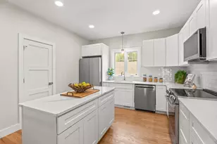61 Driftwood, Sandown, NH 03873 - Photo 14