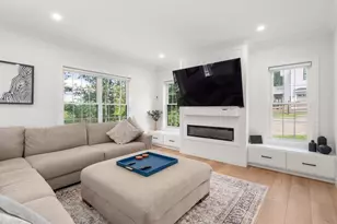 9 Flanagan Dr, Shrewsbury, MA 01545 - Photo 8