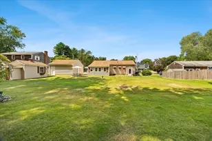 32 Colonial Dr, Taunton, MA 02780 - Photo 26