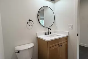 33 Polaski Ave, Chicopee, MA 01013 - Photo 8