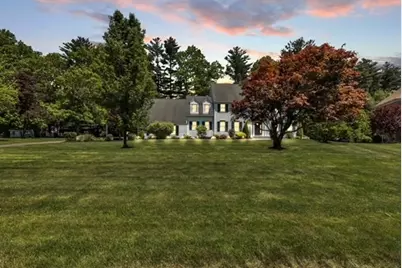 17 Wellington Drive, East Longmeadow, MA 01028 - Photo 2