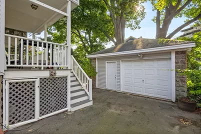 23 Burnham St, Somerville, MA 02144 - Photo 36