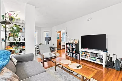 23 Burnham St, Somerville, MA 02144 - Photo 4