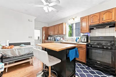 23 Burnham St, Somerville, MA 02144 - Photo 10