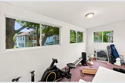 23 Burnham St, Somerville, MA 02144 - Photo 32