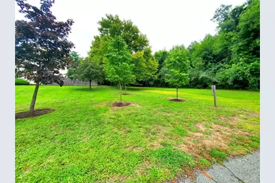 28 Douglas Drive #28, East Bridgewater, MA 02333 - Photo 2