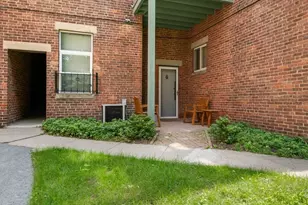 60 Marshal St, Brookline, MA 02446 - Photo 20
