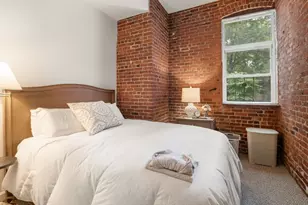60 Marshal St, Brookline, MA 02446 - Photo 16