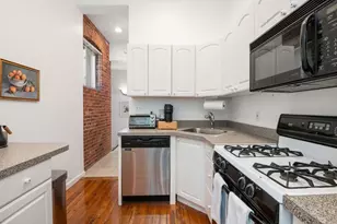60 Marshal St, Brookline, MA 02446 - Photo 10