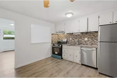 924 Main Street #12, Woburn, MA 01801 - Photo 2