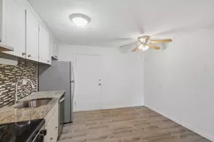 924 Main St, Woburn, MA 01801 - Photo 4