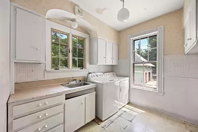 236 Winthrop St, Taunton, MA 02780 - Photo 28