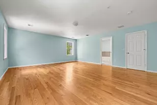29 Delucia Way, North Andover, MA 01845 - Photo 24