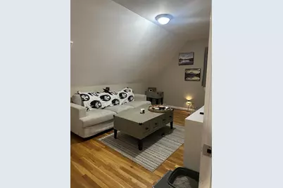 2 Hyacinth St #3, New Bedford, MA 02740 - Photo 2
